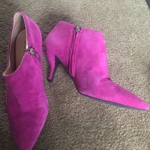 magenta shoes